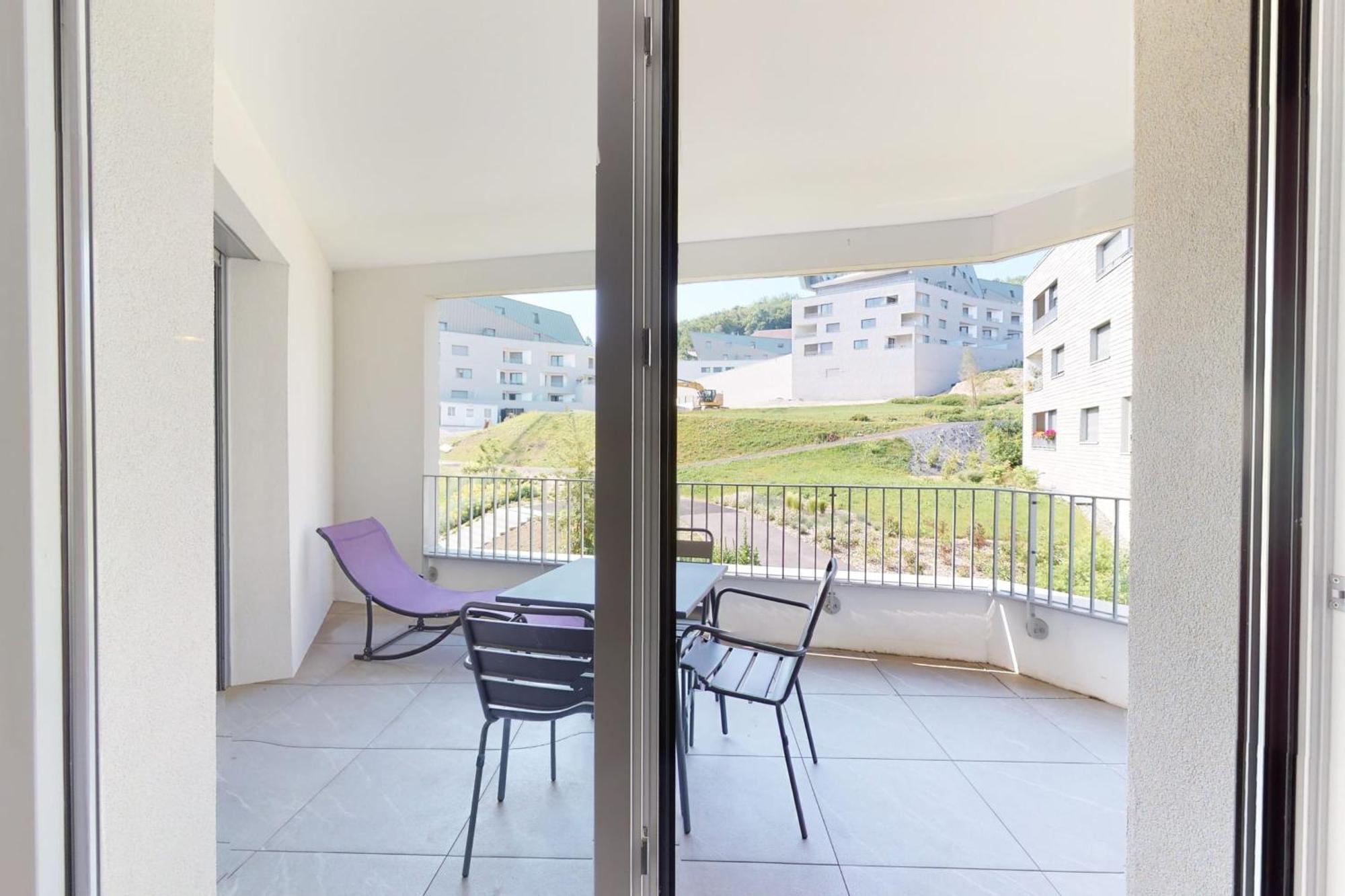 Le Tresum A Few Steps From The Lake Parking Annecy Exterior photo